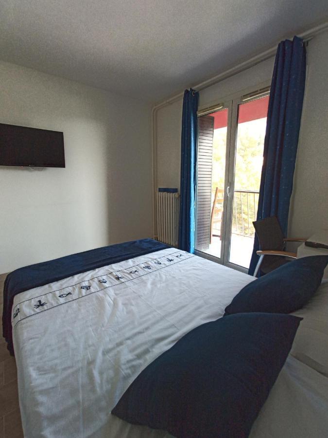 Privatunterkunft Private In Renovated - Tram 1 Min Walk *